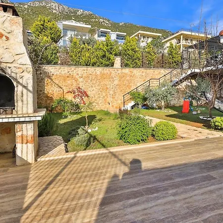 Luxury With Private Pool, Sea Views, And Sauna