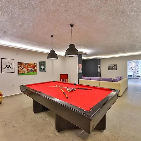 Luxury With Private Pool, Sea Views, And Sauna Willa