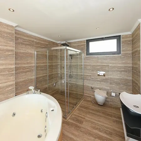 Luxury With Private Pool, Sea Views, And Sauna * 카스