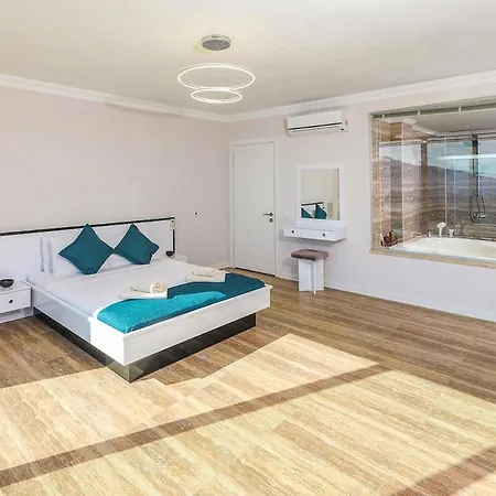 Luxury With Private Pool, Sea Views, And Sauna Willa *