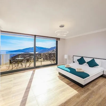 Luxury With Private Pool, Sea Views, And Sauna Willa